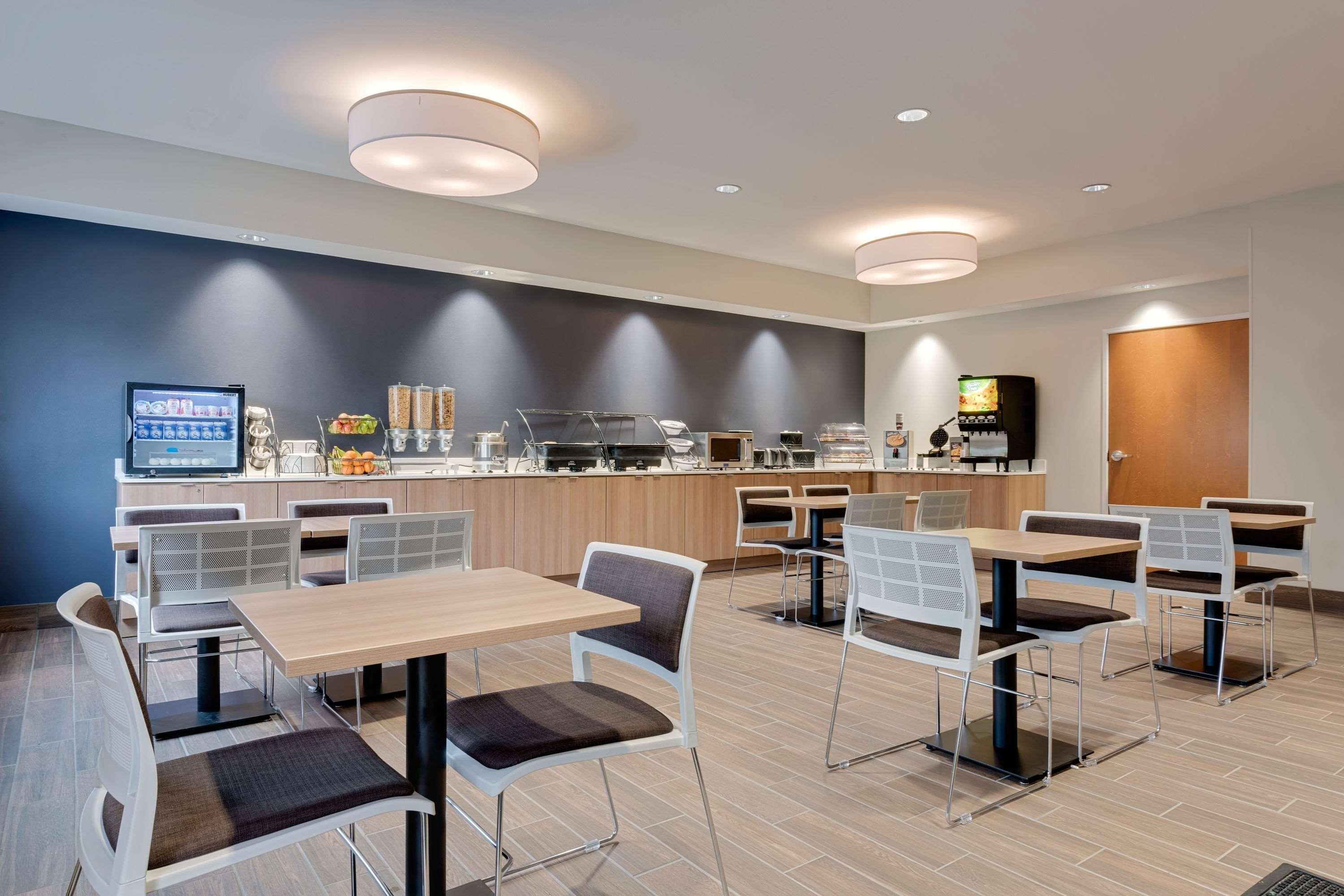 Microtel Inn & Suites By Wyndham Кларион Экстерьер фото